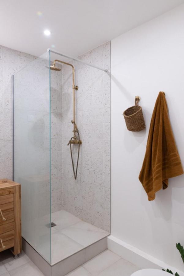 Nice 37m With Balcony Near The Louvre Apartment *